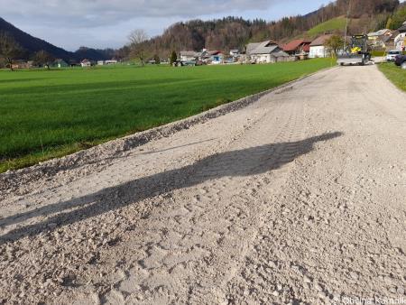 Dela za asfaltiranje cestišča - Srednja vas pri Kamniku